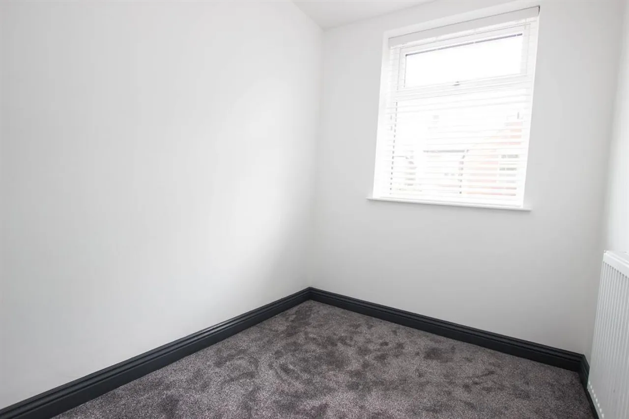 Rose Hill Street, Darwen, BB3, photo 35