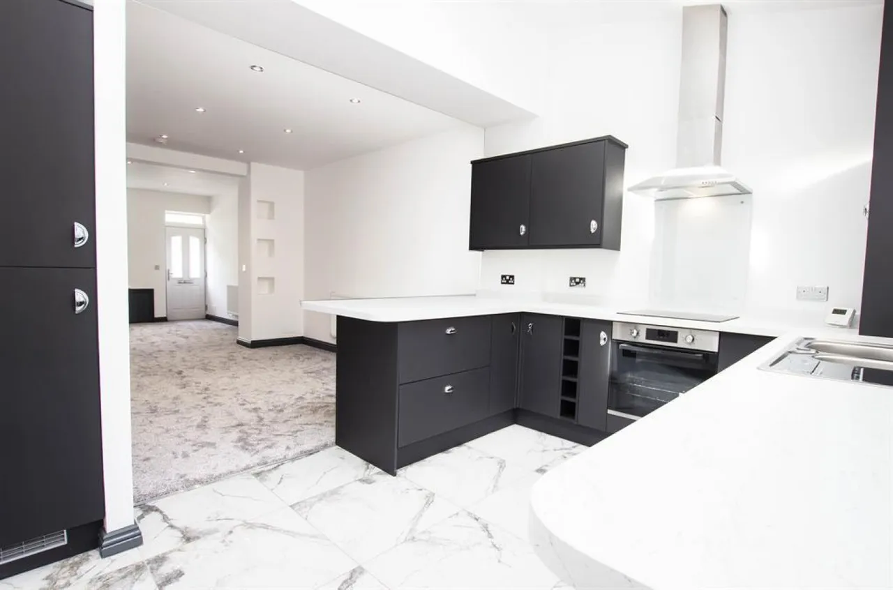Rose Hill Street, Darwen, BB3, photo 8