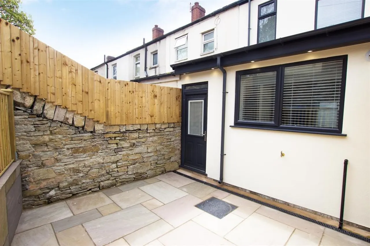 Rose Hill Street, Darwen, BB3, photo 30