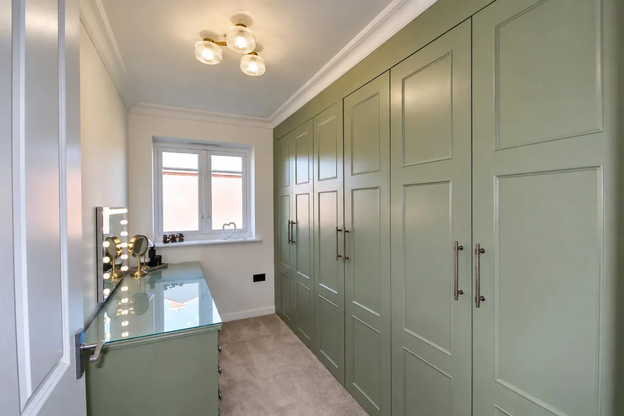 Saffron Drive, Bishop's Stortford, CM23, photo 10