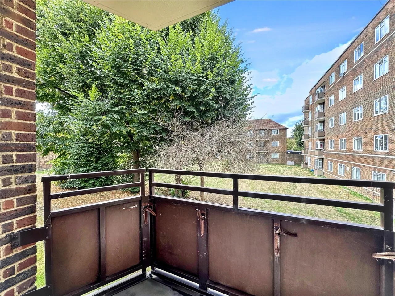 Aubyn Square, London, photo 8
