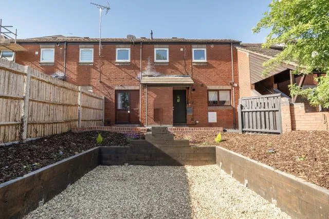 3 bed flat for sale, Arthur Place, Reading, RG1