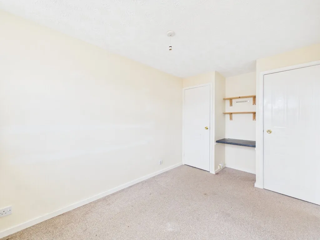 Castillon Drive, Whitchurch, photo 13