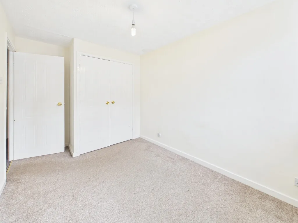 Castillon Drive, Whitchurch, photo 14
