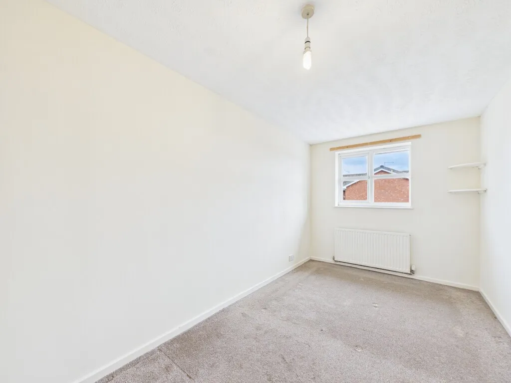 Castillon Drive, Whitchurch, photo 11