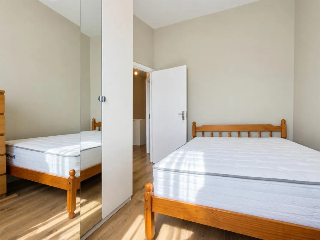2 bed flat to rent, Romford Road, Stratford, E15