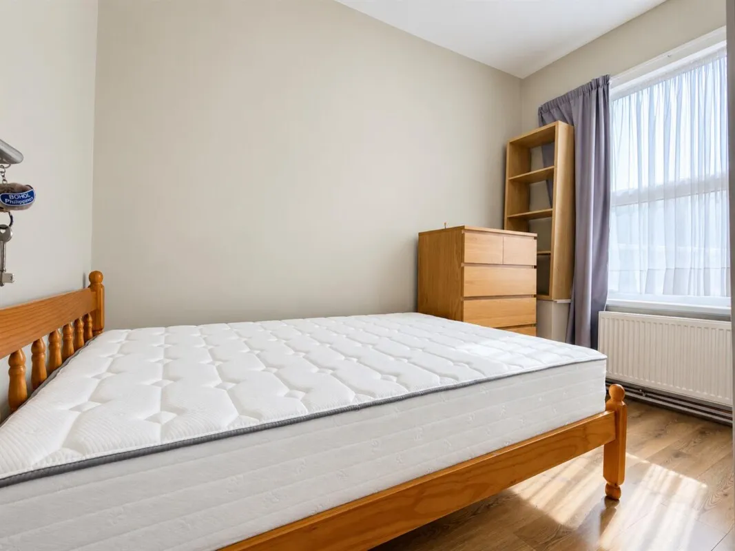 Romford Road, Stratford, E15, photo 6