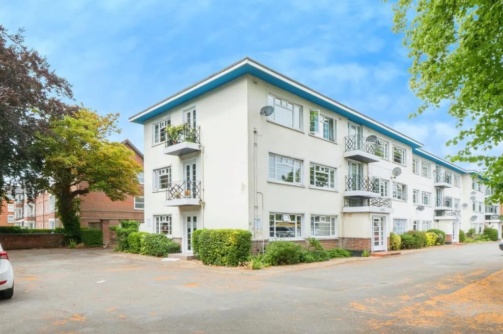 2 bed flat to rent — Banister Grange, Banister Road, SOUTHAMPTON