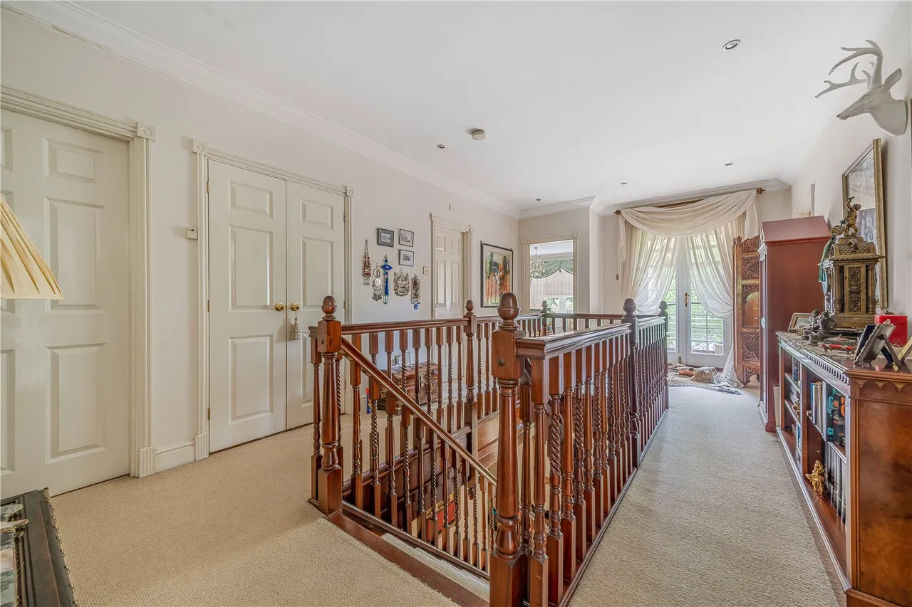 Barnet Road, Arkley, Hertfordshire, EN5 3JT, photo 9