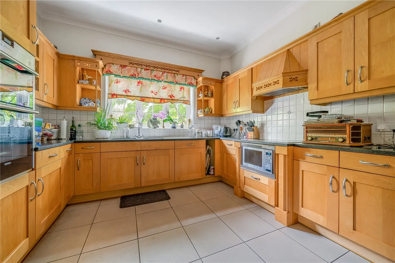 Barnet Road, Arkley, Hertfordshire, EN5 3JT, photo 6