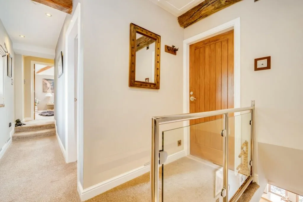 Oxford Road, Gomersal, BD19, photo 19