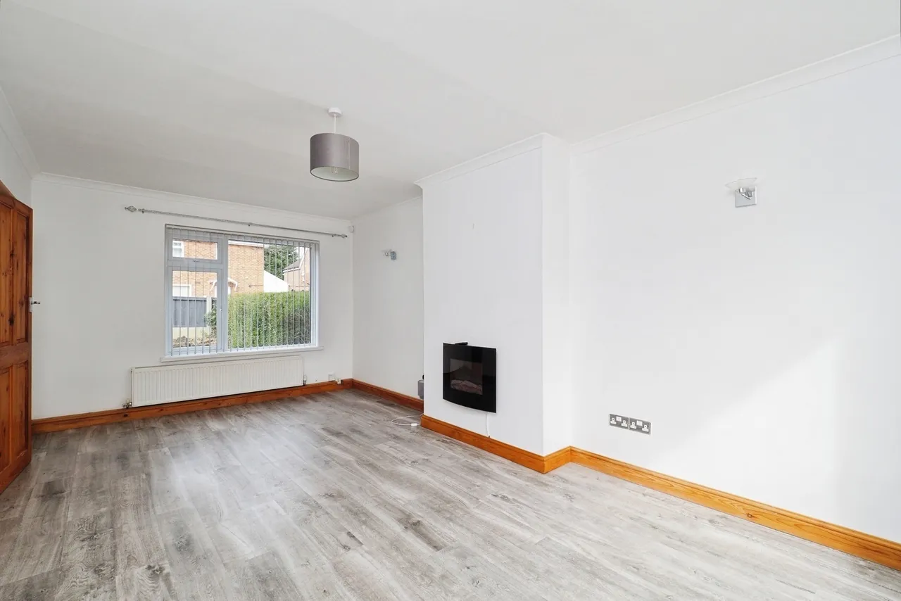 Fernwood Crescent, Wollaton, Nottingham, NG8, photo 7