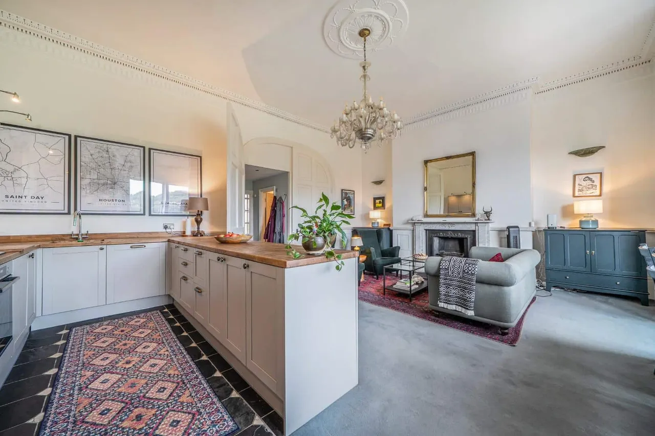Kensington Place, Bath, BA1, photo 2