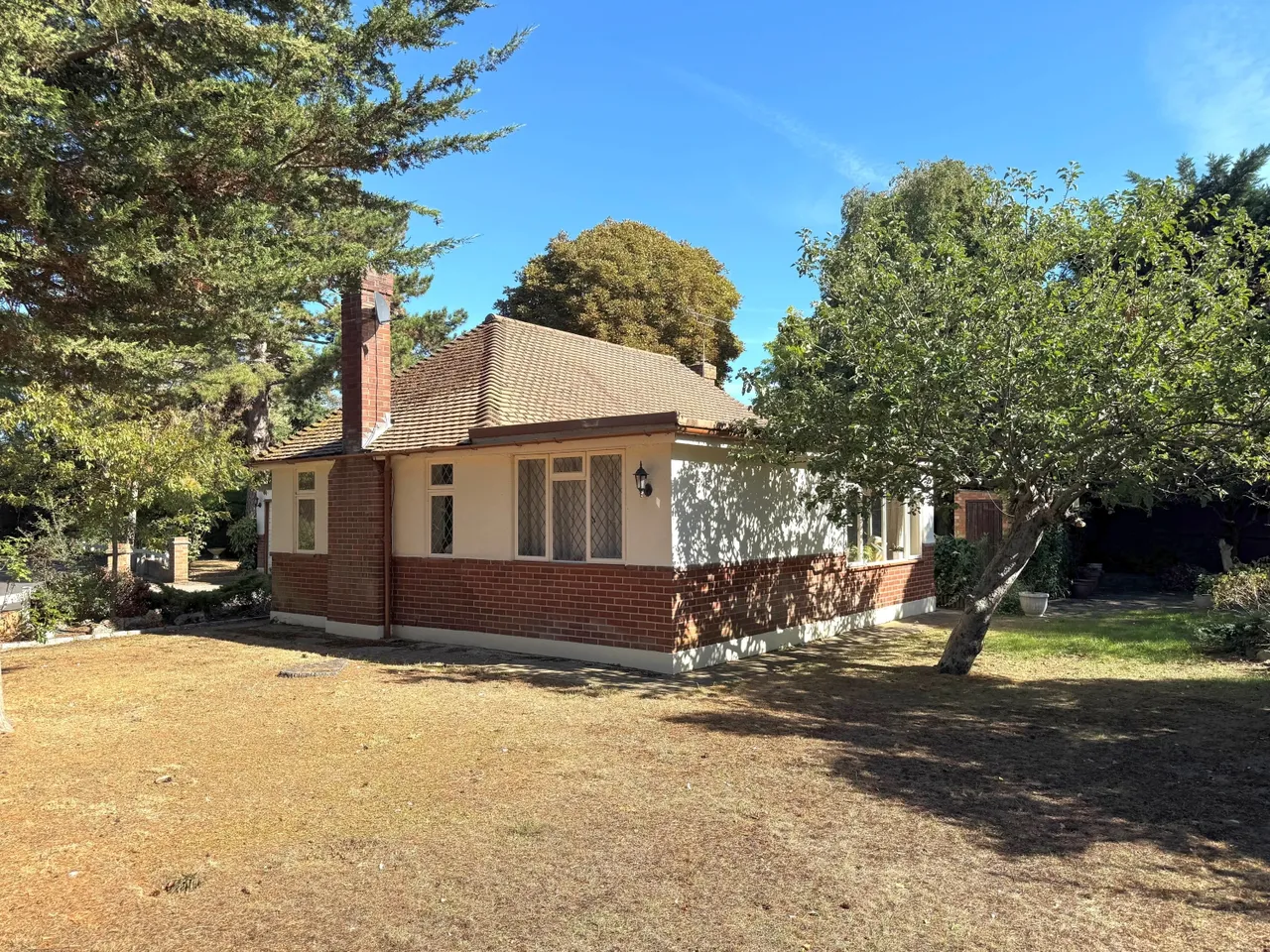 Southern Pines Penton Hall Drive, Middlesex Staines-upon-Thames, TW18, photo 10
