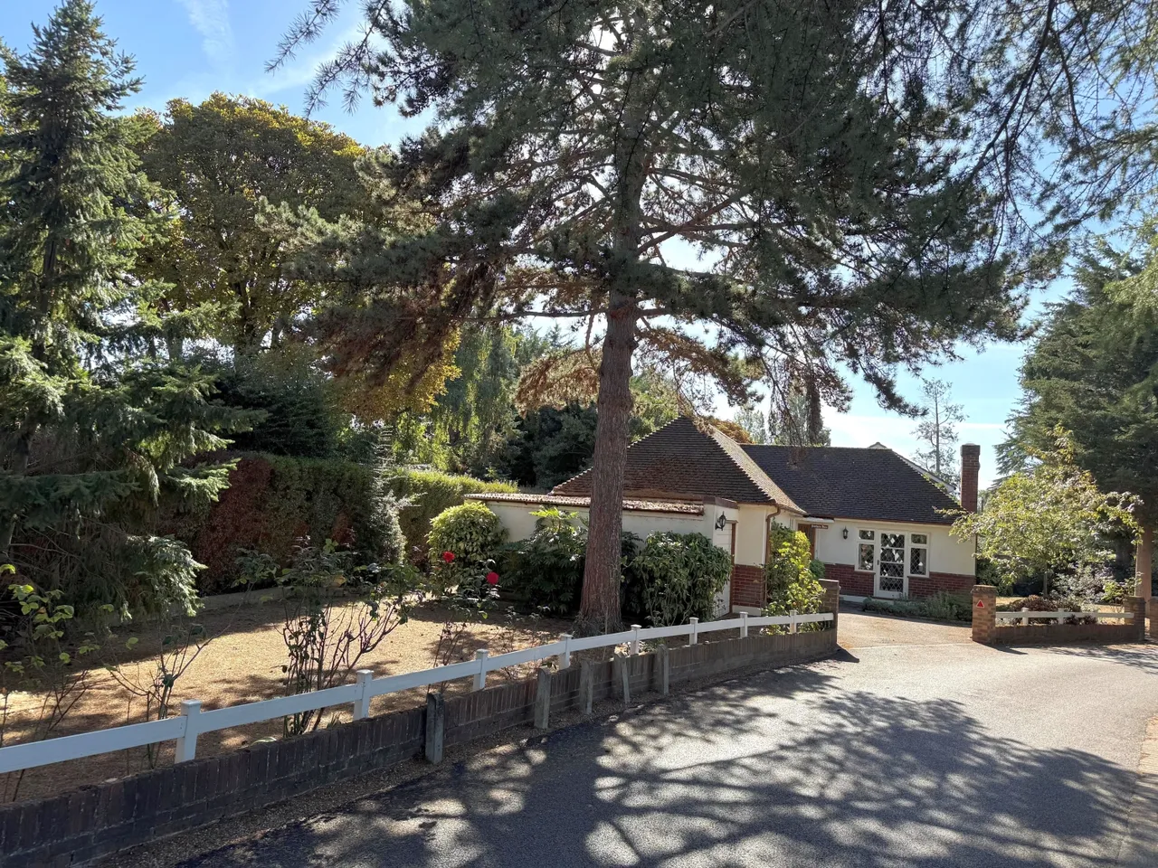 Southern Pines Penton Hall Drive, Middlesex Staines-upon-Thames, TW18, photo 16
