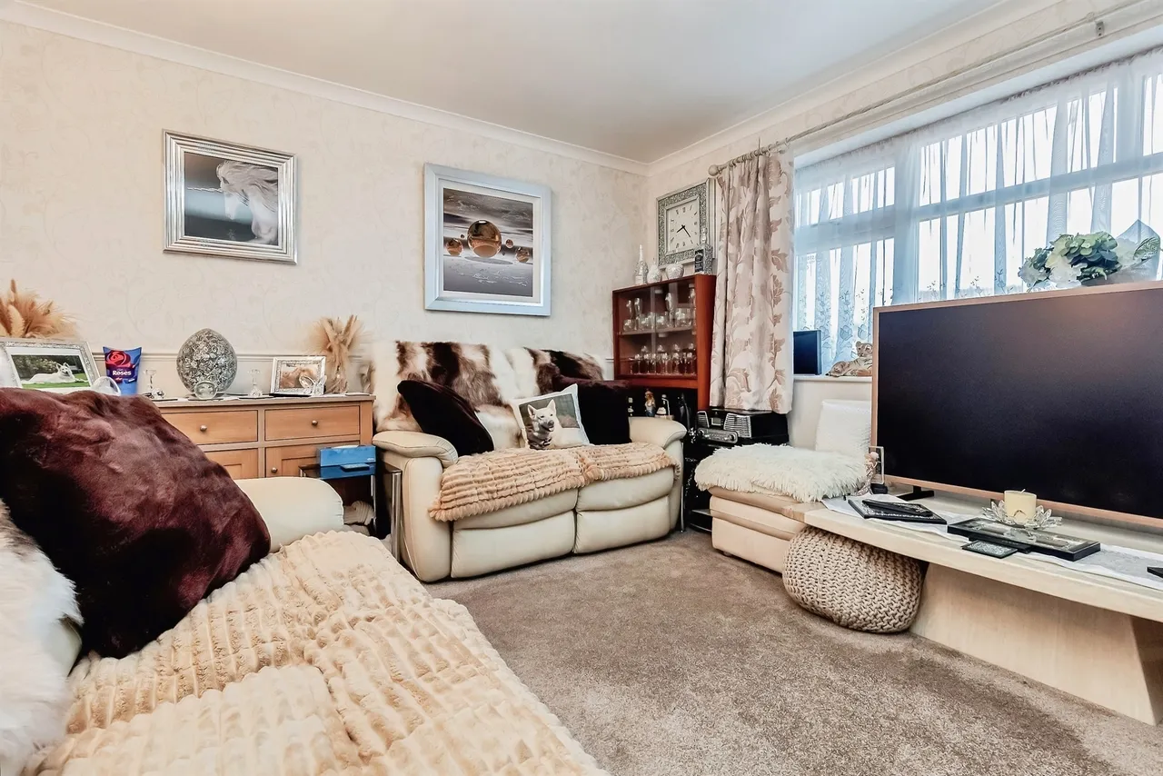 Rainsborough Gardens, Market Harborough, LE16, photo 26