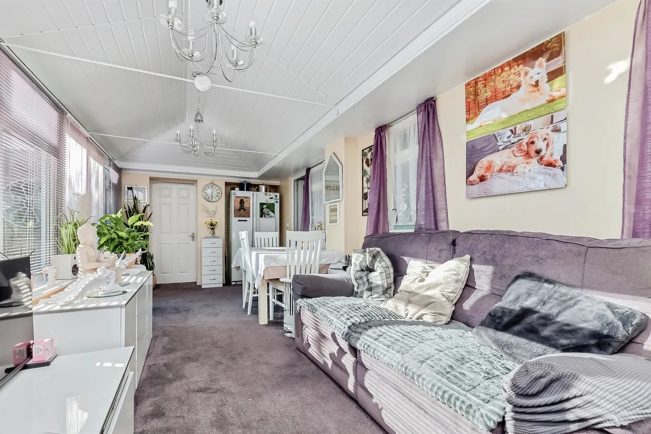 Rainsborough Gardens, Market Harborough, LE16, photo 34