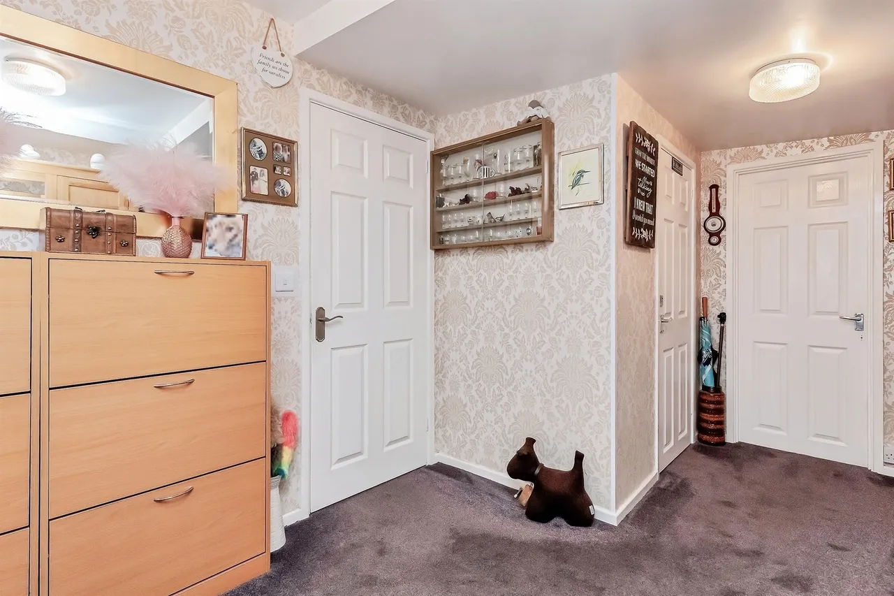Rainsborough Gardens, Market Harborough, LE16, photo 11