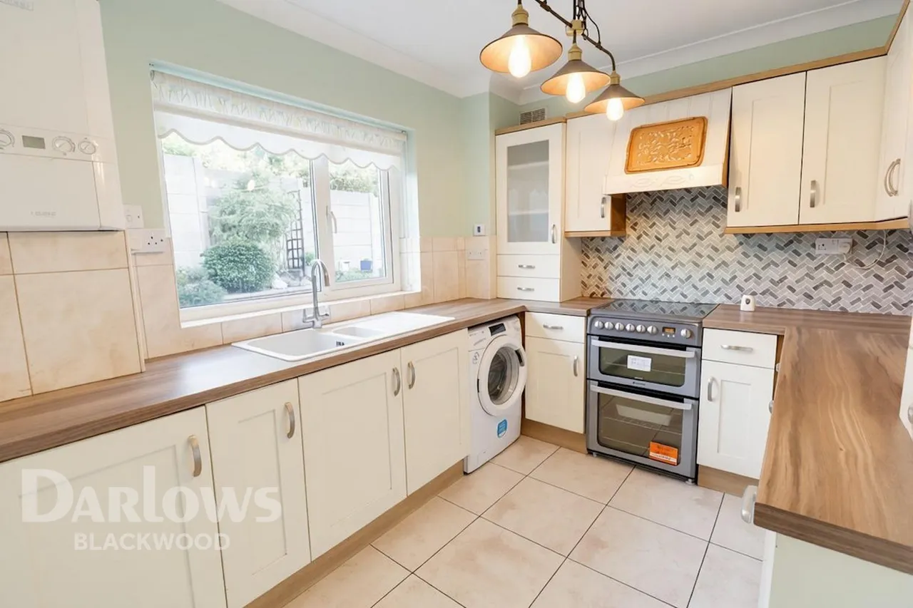 Elgar Close, Blackwood, photo 5
