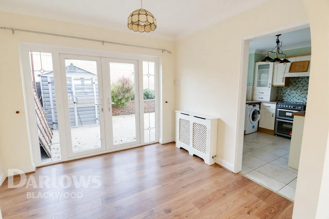 Elgar Close, Blackwood, photo 4