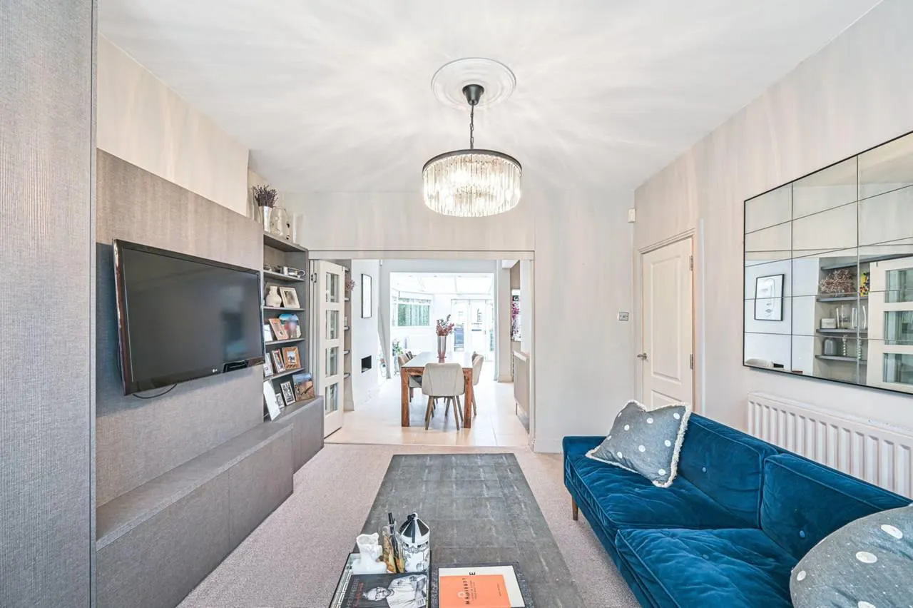 Hammers Lane, Mill Hill, NW7, London, photo 6