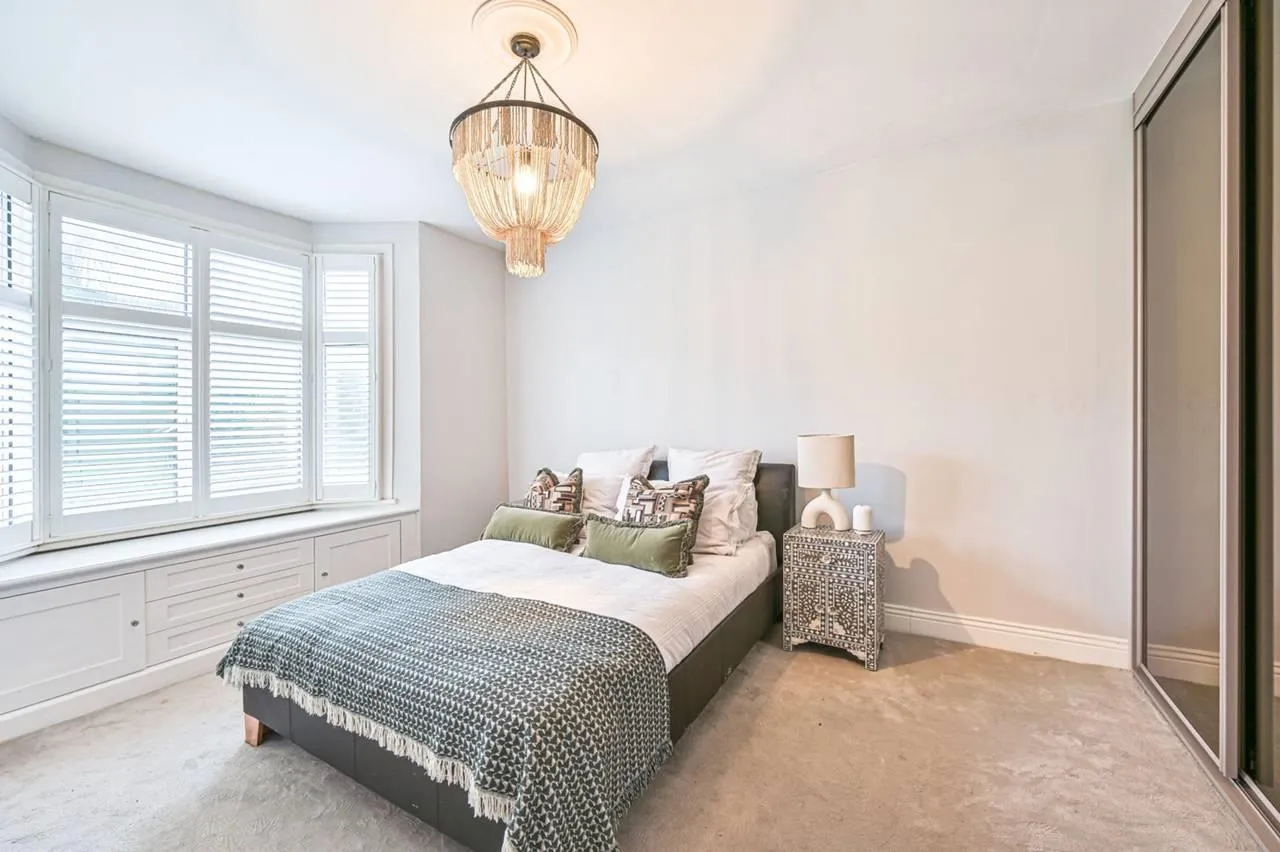 Hammers Lane, Mill Hill, NW7, London, photo 10