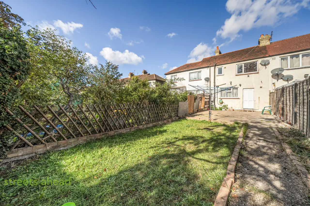 Thornton Road, Thornton Heath, CR7, photo 12