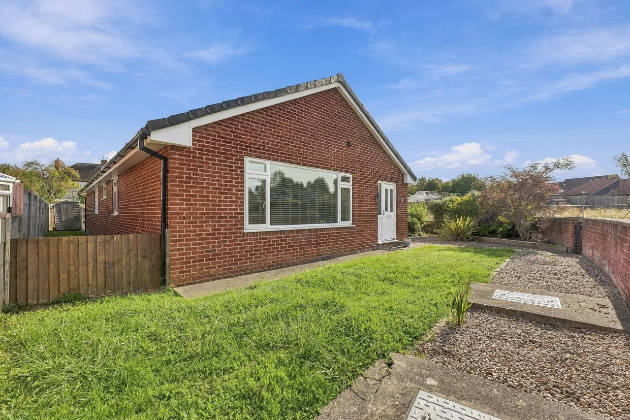 Dale Close, Staveley, S43, photo 19