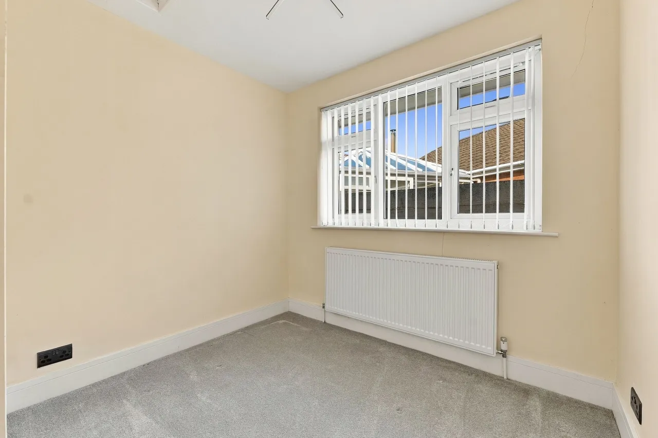 Dale Close, Staveley, S43, photo 17