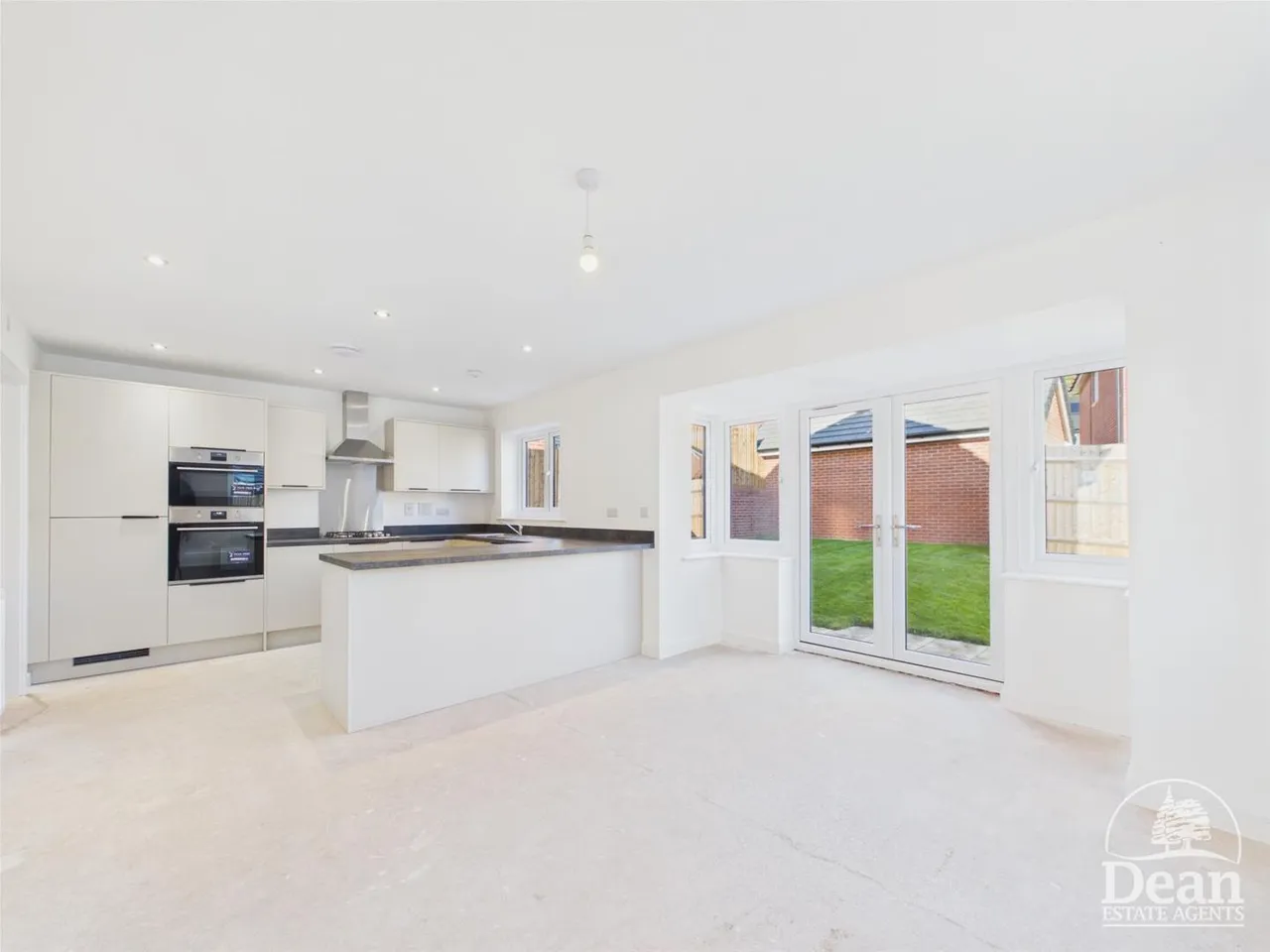 Forest Walk West Off, Lydney, GL15, photo 2