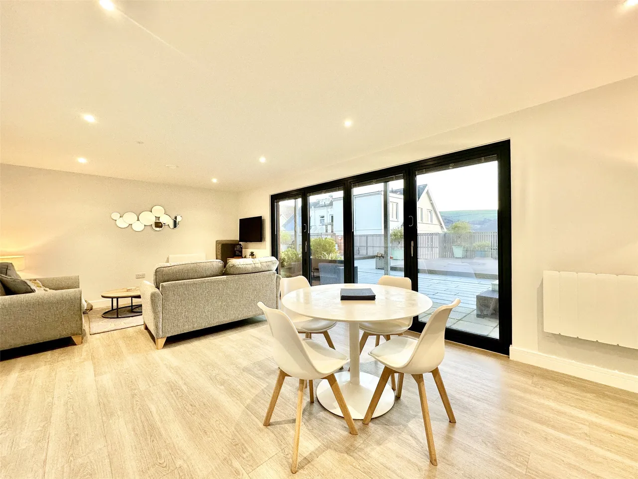 Beach Road, Woolacombe, EX34, photo 9