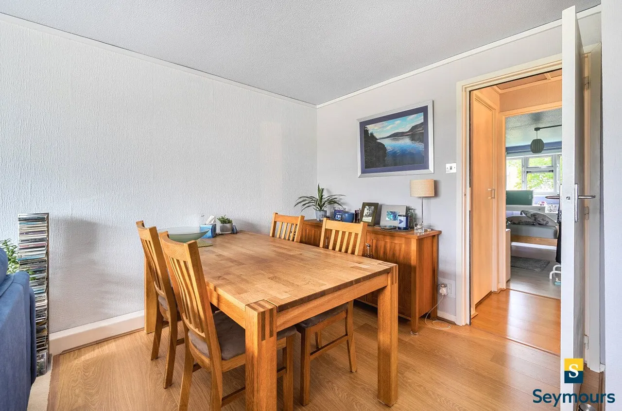 Park Barn Drive, Guildford, GU2, photo 9
