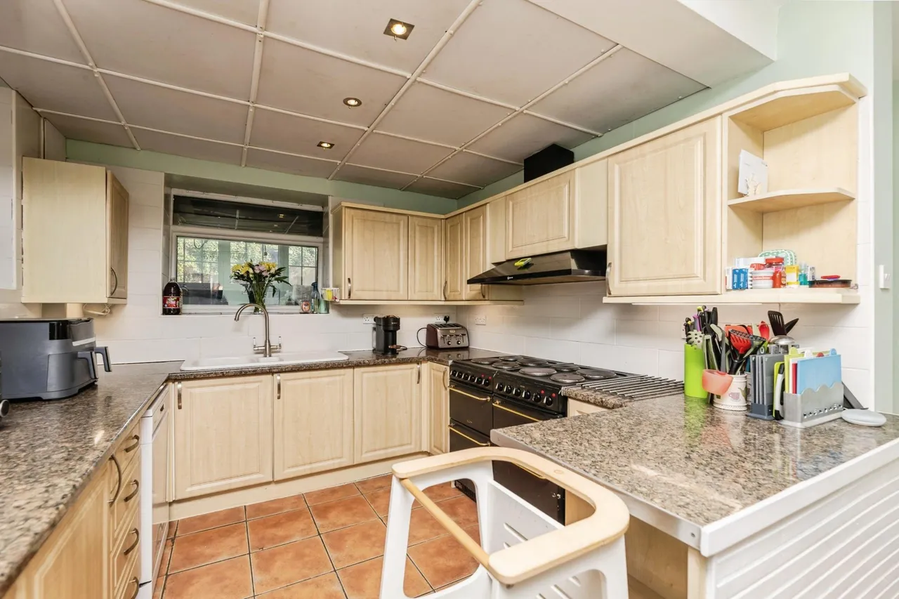 Fryston Lane, Knottingley, WF11, photo 4