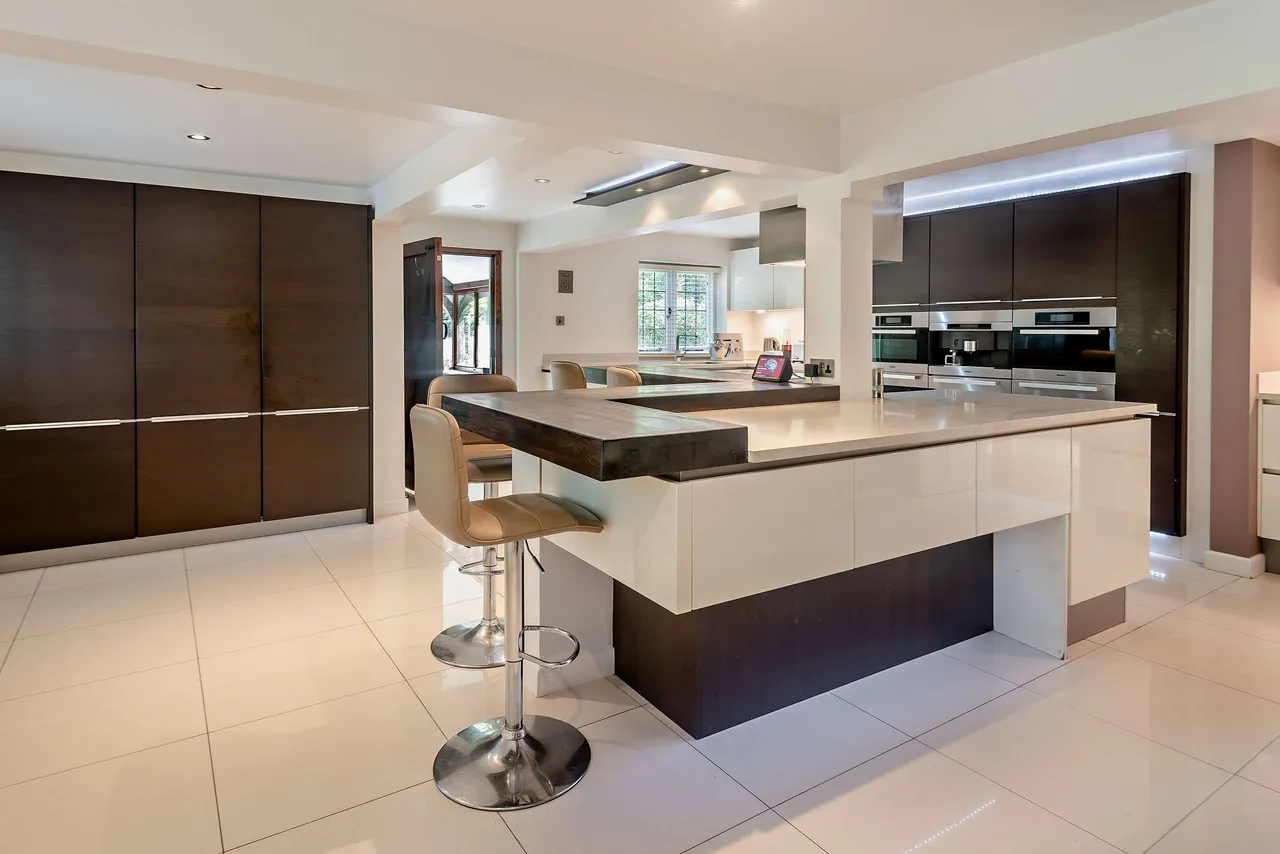 Reading Road, Mattingley, RG27, photo 11