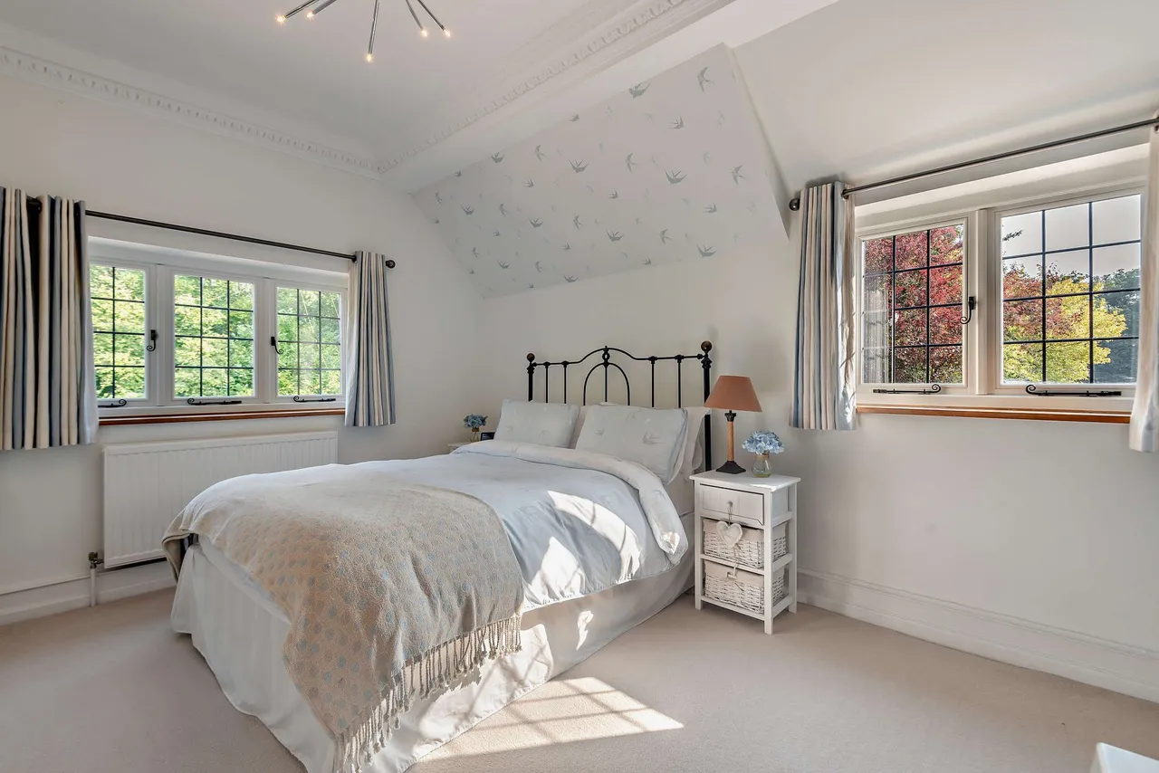 Reading Road, Mattingley, RG27, photo 29