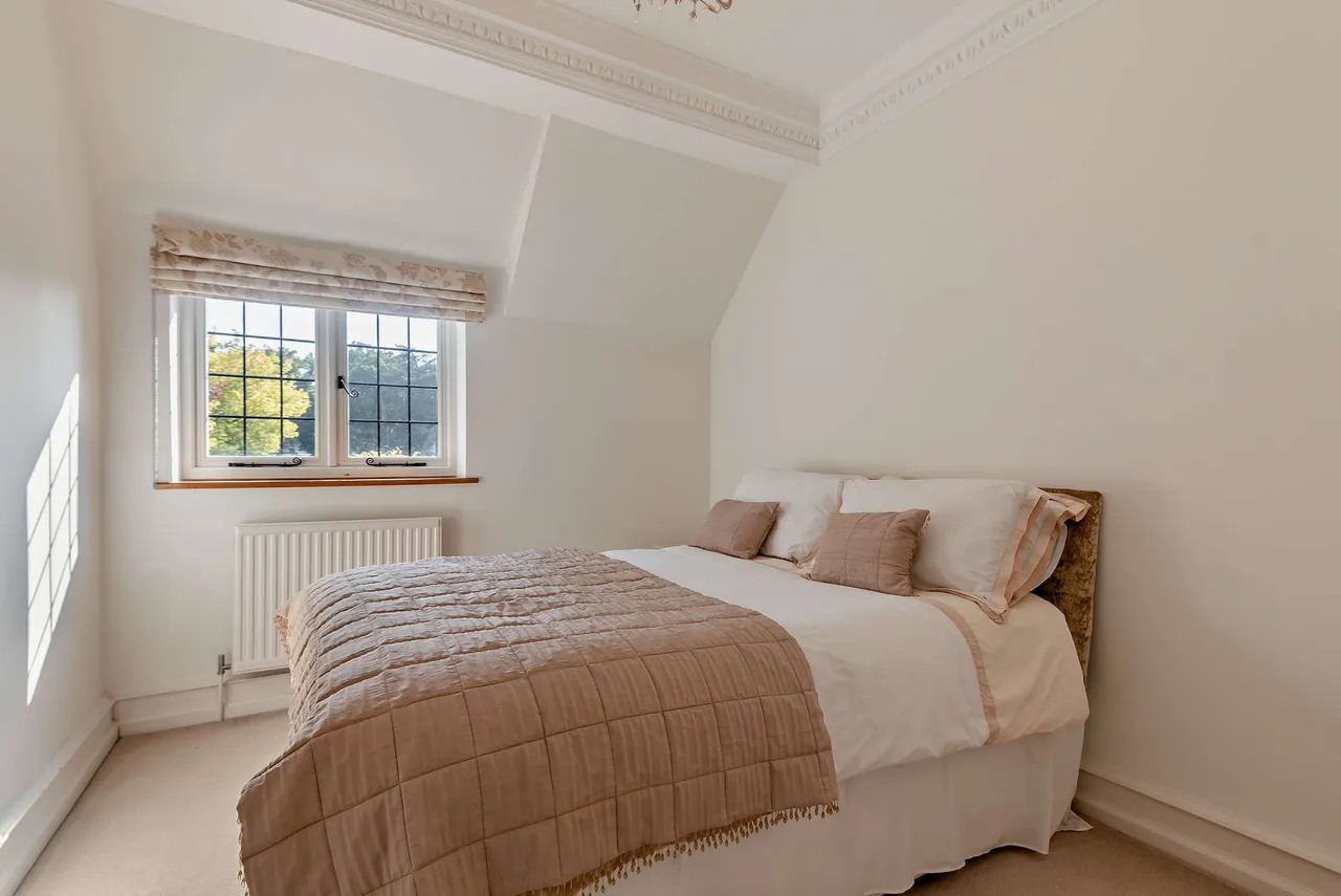 Reading Road, Mattingley, RG27, photo 28