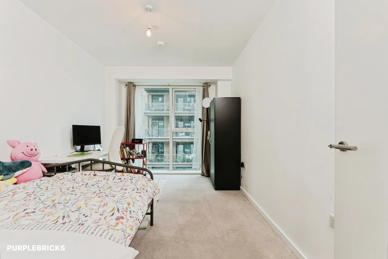 Peto Street North, Canning Town, E16, photo 14