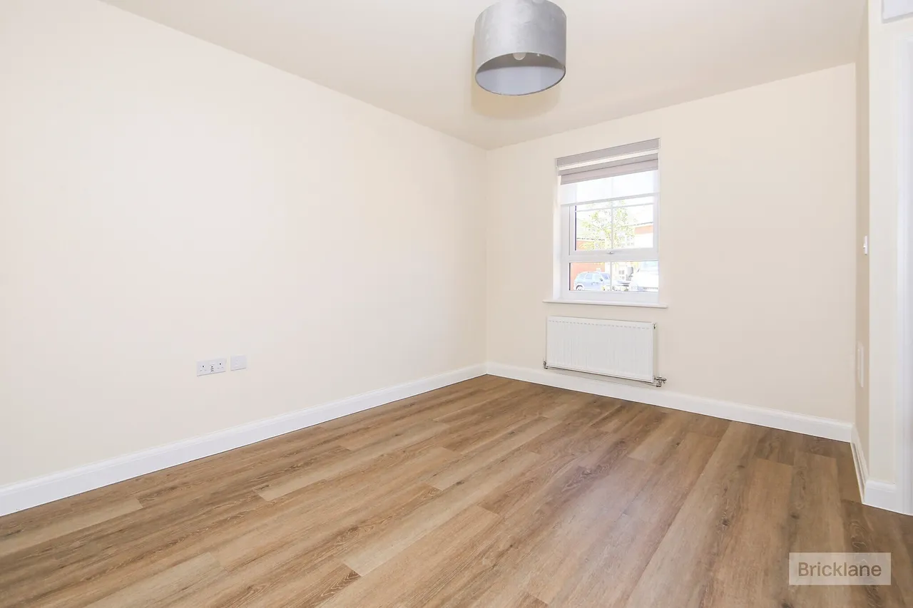 Almond Avenue, Peterborough, PE7, photo 9