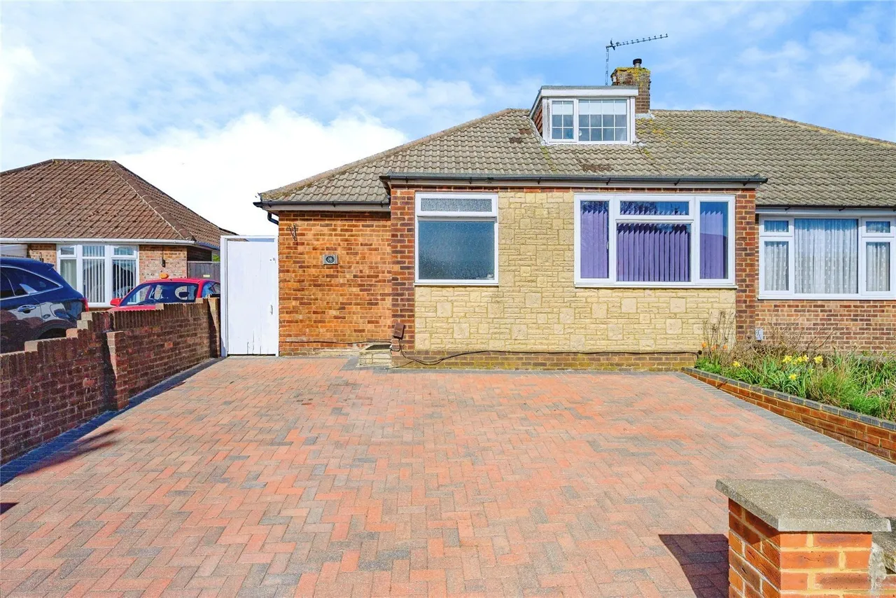 3 bed house for sale — Green Lane, Luton, Bedfordshire, LU2