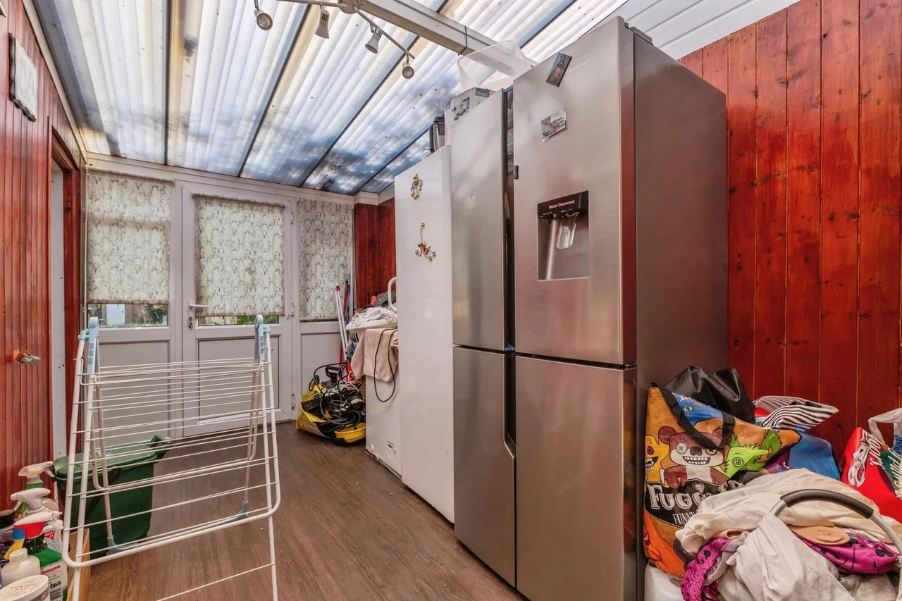 Brentwood Road, Grays, Essex, RM16, photo 8