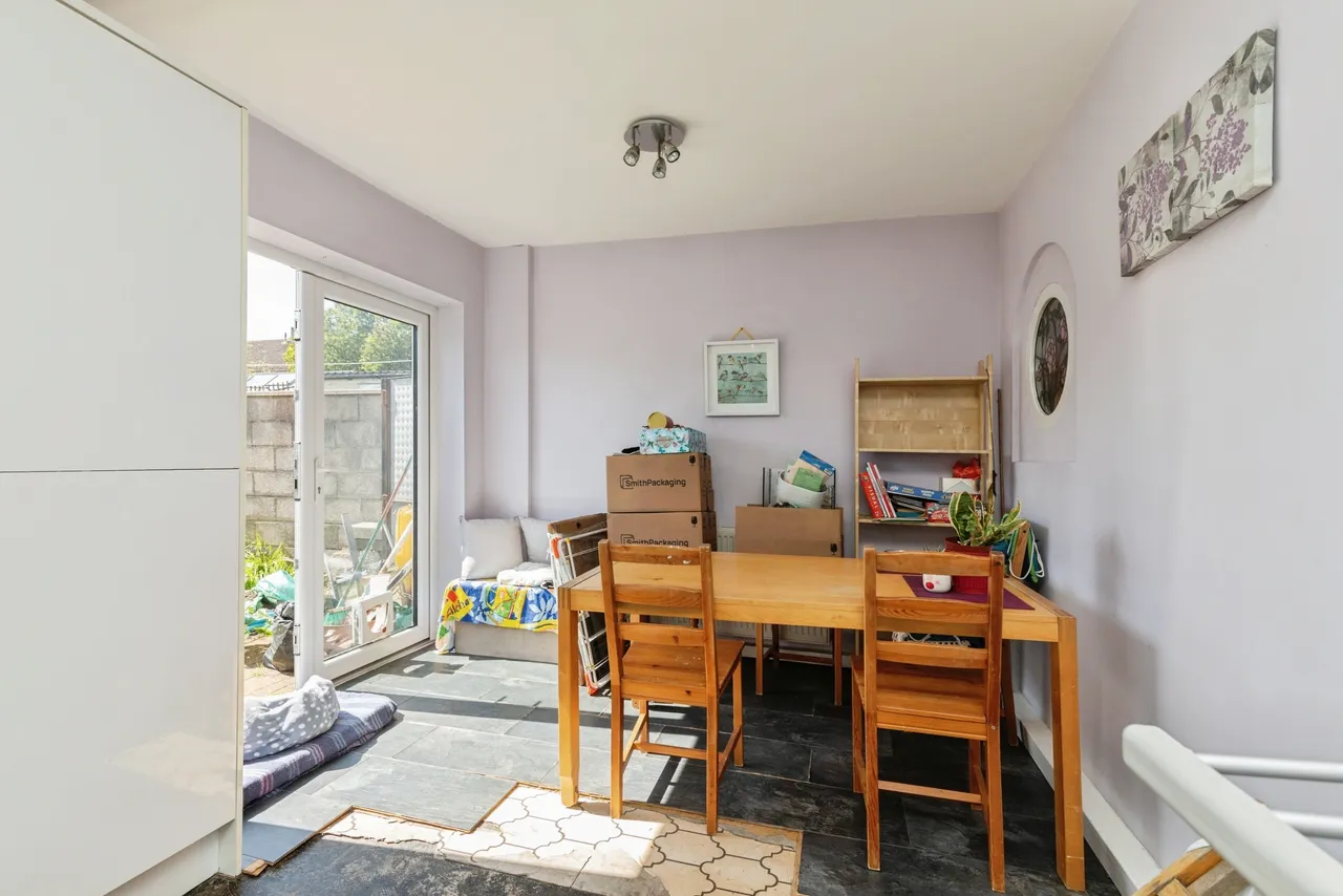 Geoffrey Close, Bristol, photo 5