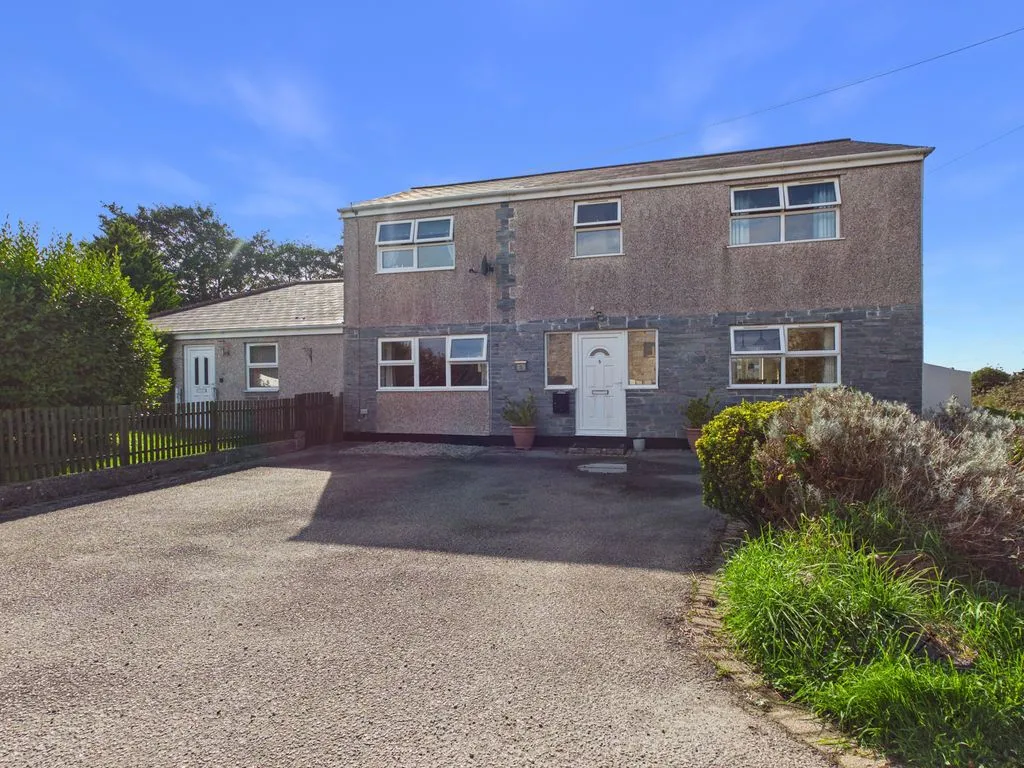 5 bed house for sale, West Seton West Seaton, Camborne, TR14