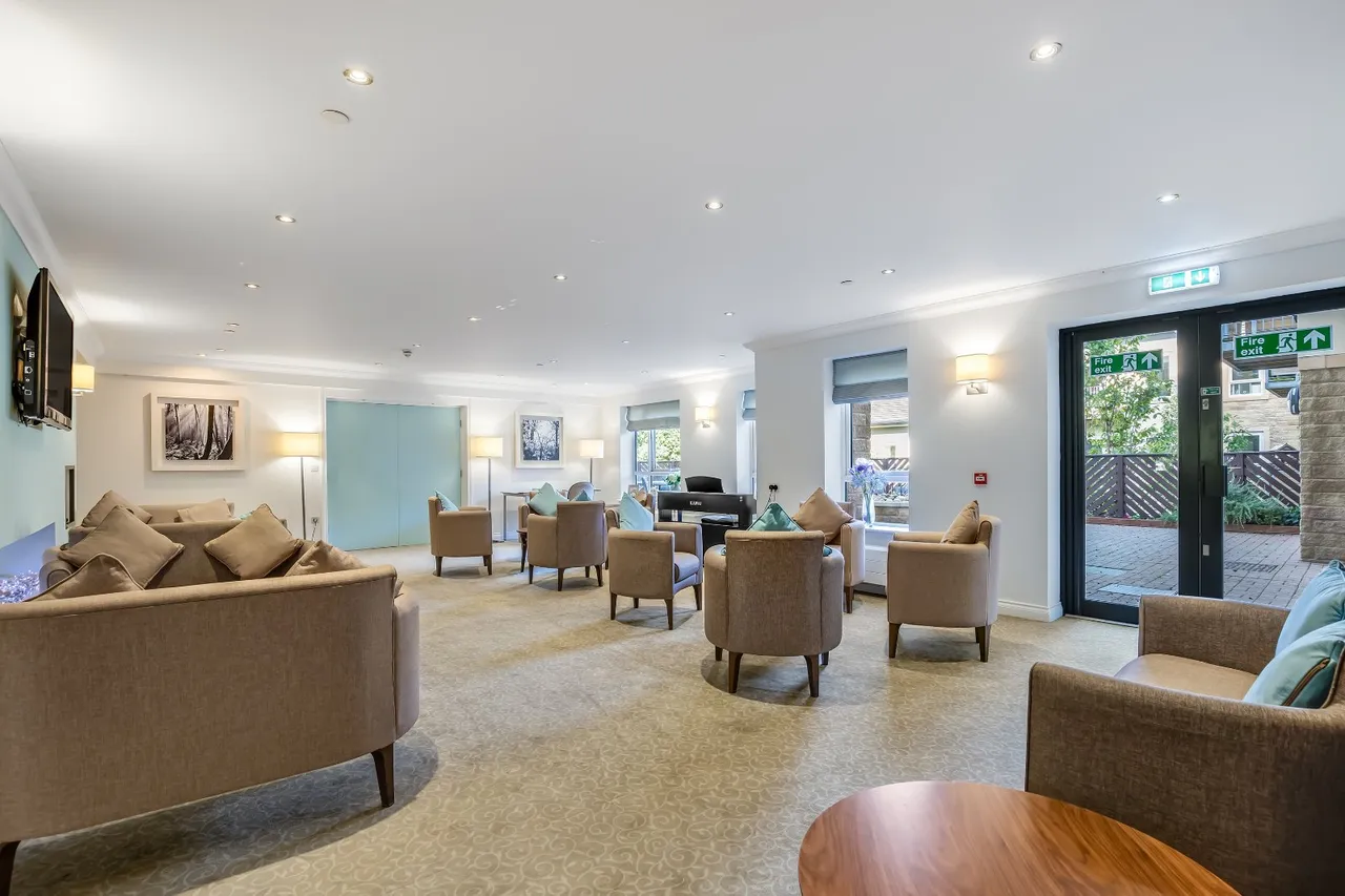 Valley Drive, Ilkley, LS29, photo 13