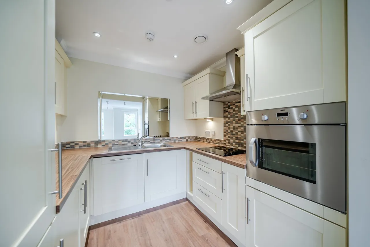 Valley Drive, Ilkley, LS29, photo 4