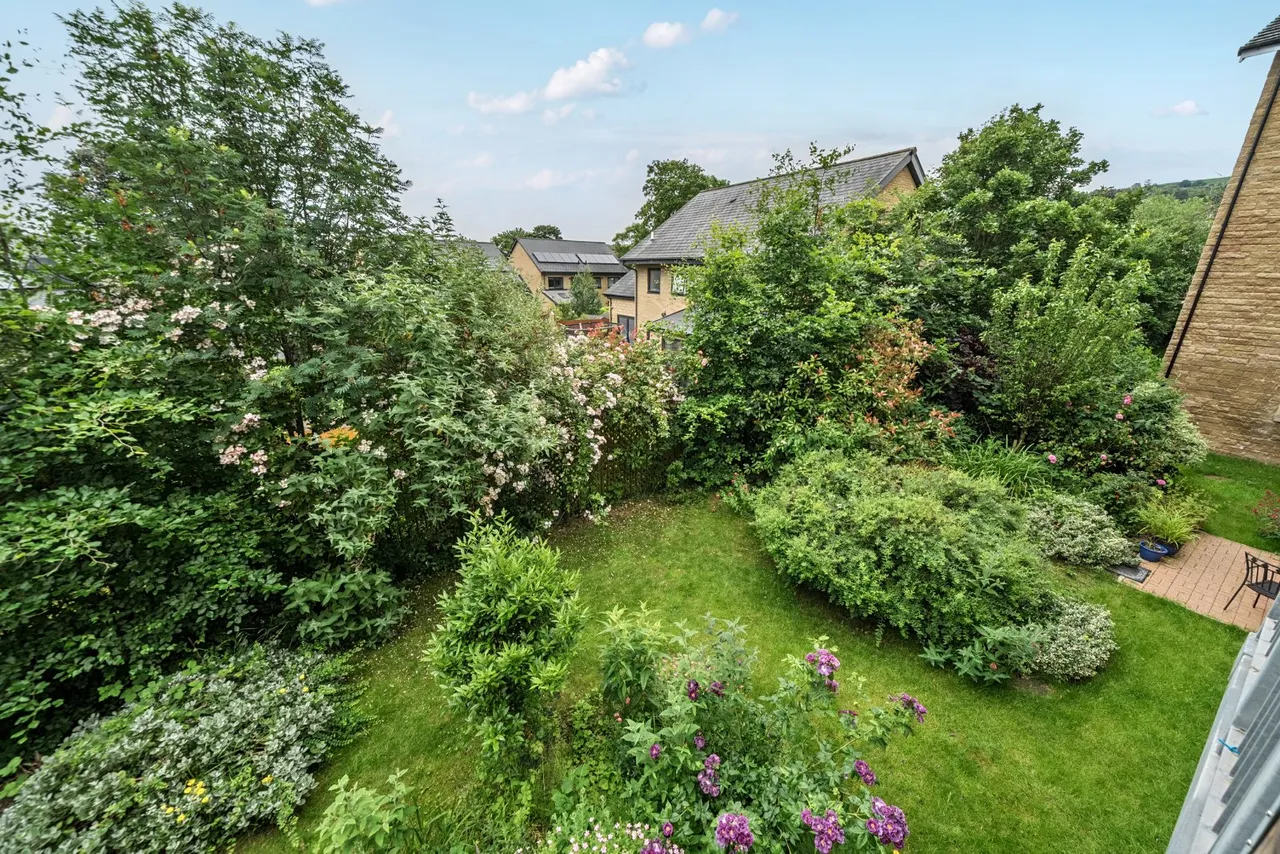 Valley Drive, Ilkley, LS29, photo 16