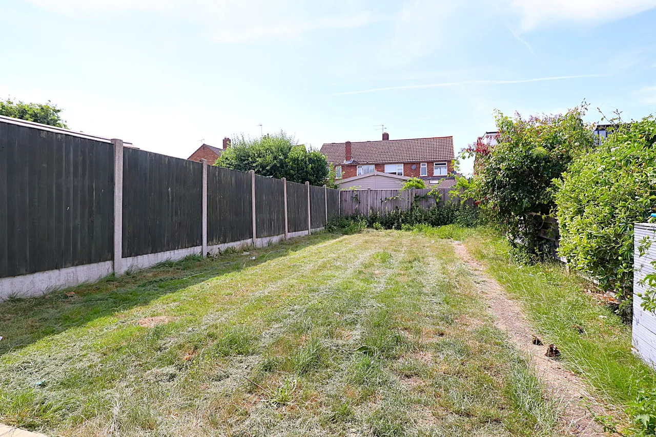 Storr Gardens, Hutton, Brentwood, photo 9