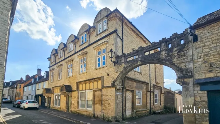 2 bed flat to rent, St Margaret House, Calne, SN11