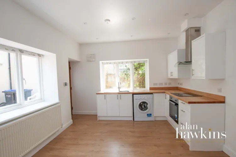 St Margaret House, Calne, SN11, photo 2