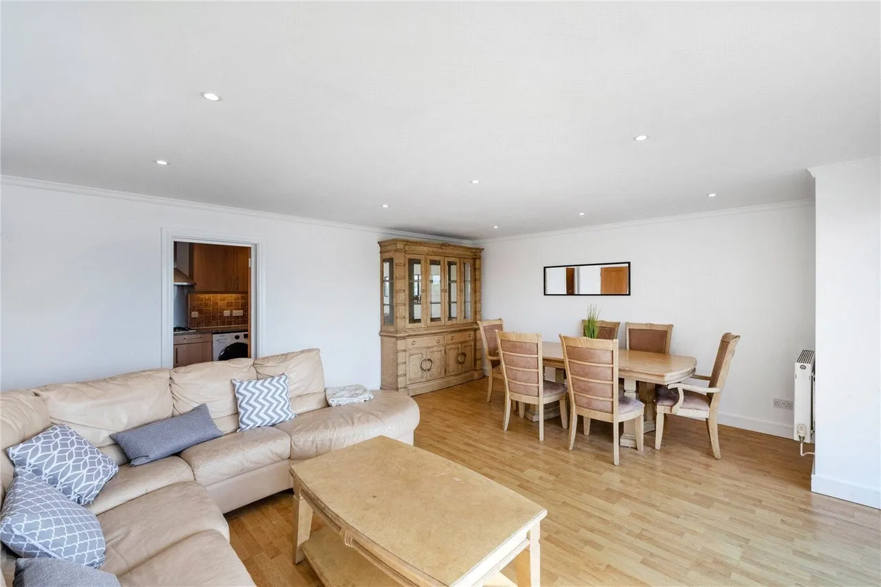 Rotherhithe Street, London, SE16, photo 3