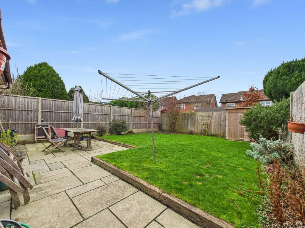 Bourn Close, Lower Earley, RG6, photo 13